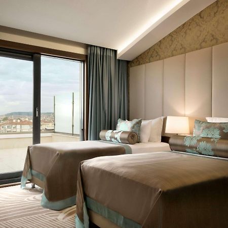 Hotel Ramada By Wyndham Yalova à Yalova  Extérieur photo