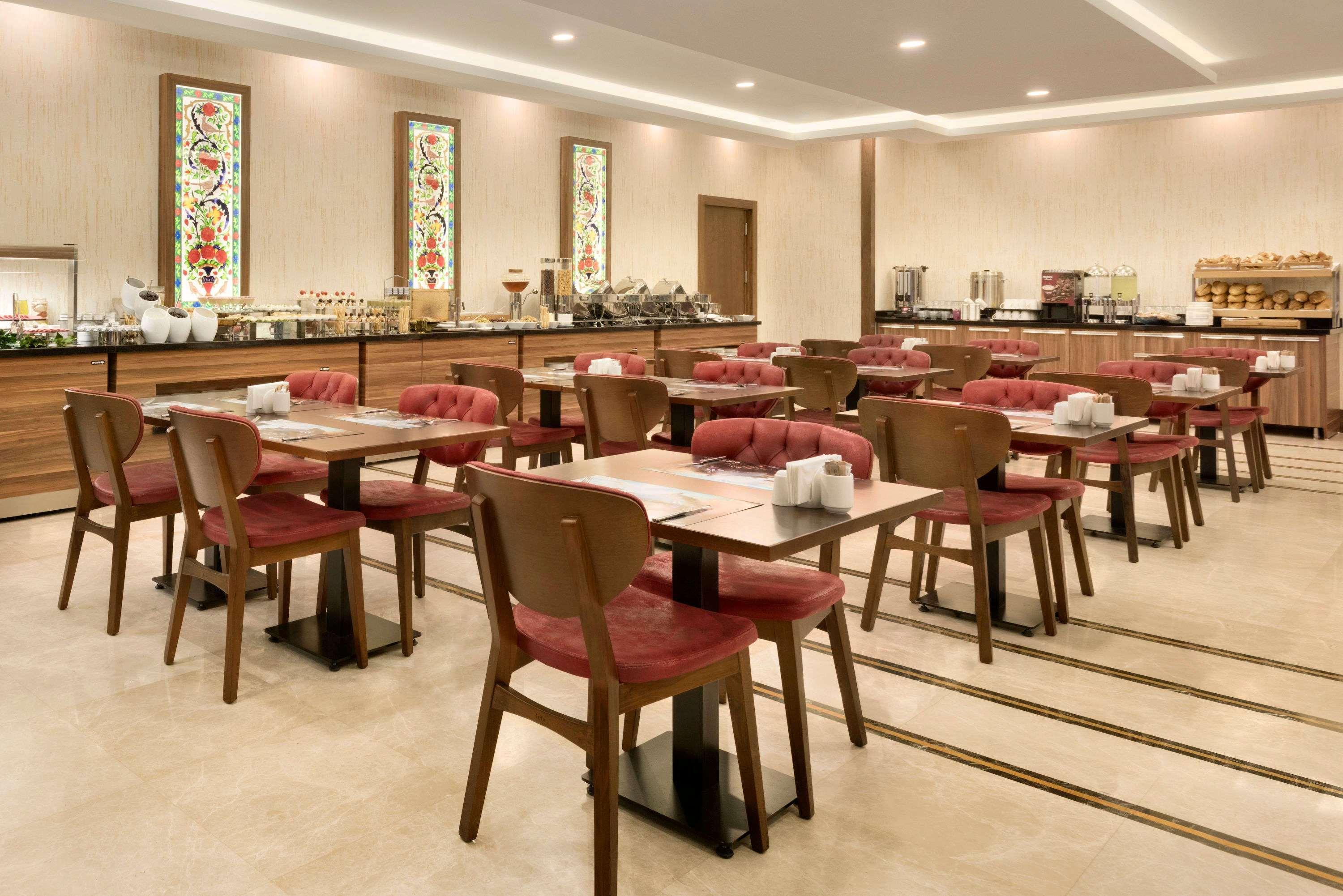 Hotel Ramada By Wyndham Yalova à Yalova  Extérieur photo