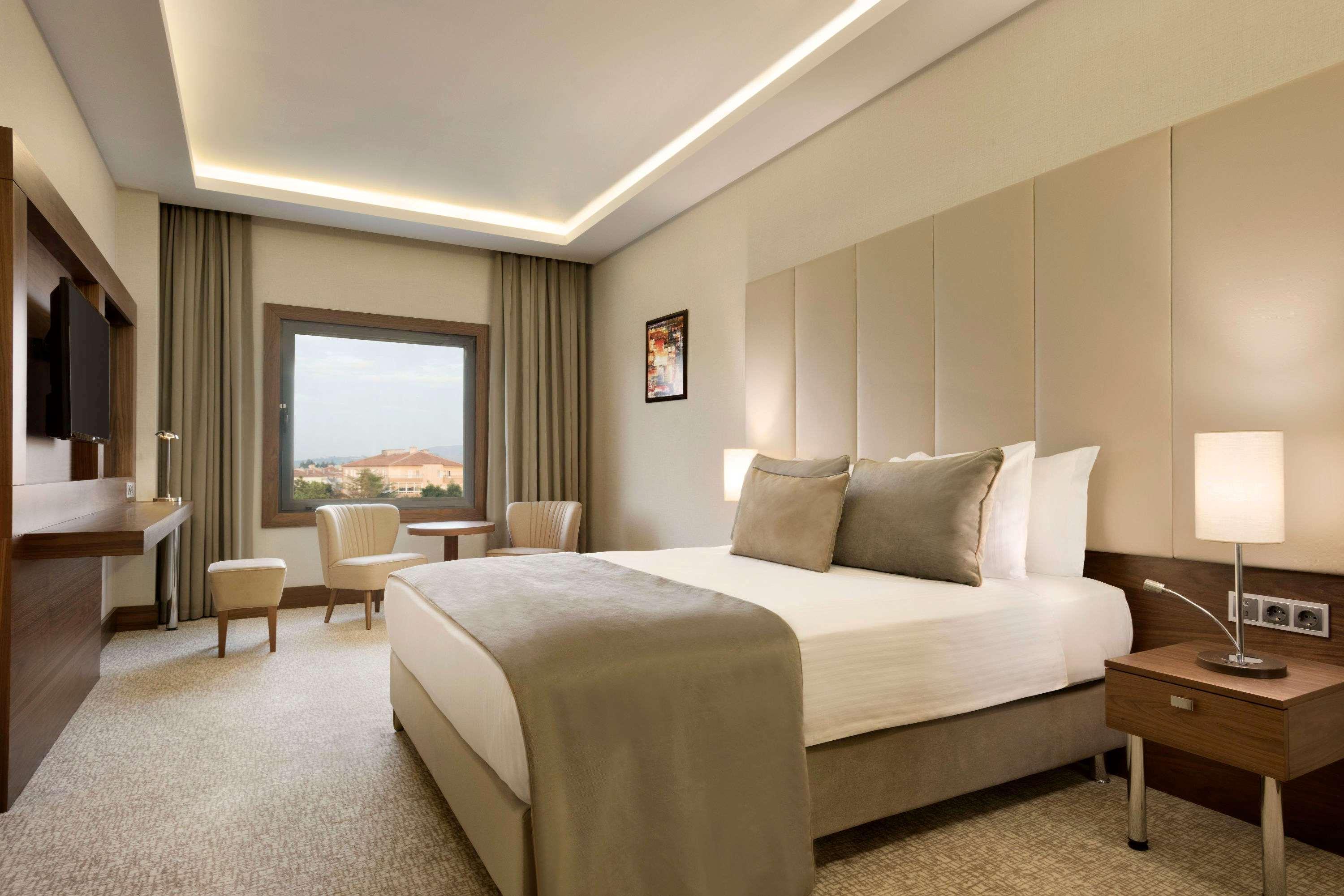Hotel Ramada By Wyndham Yalova à Yalova  Extérieur photo