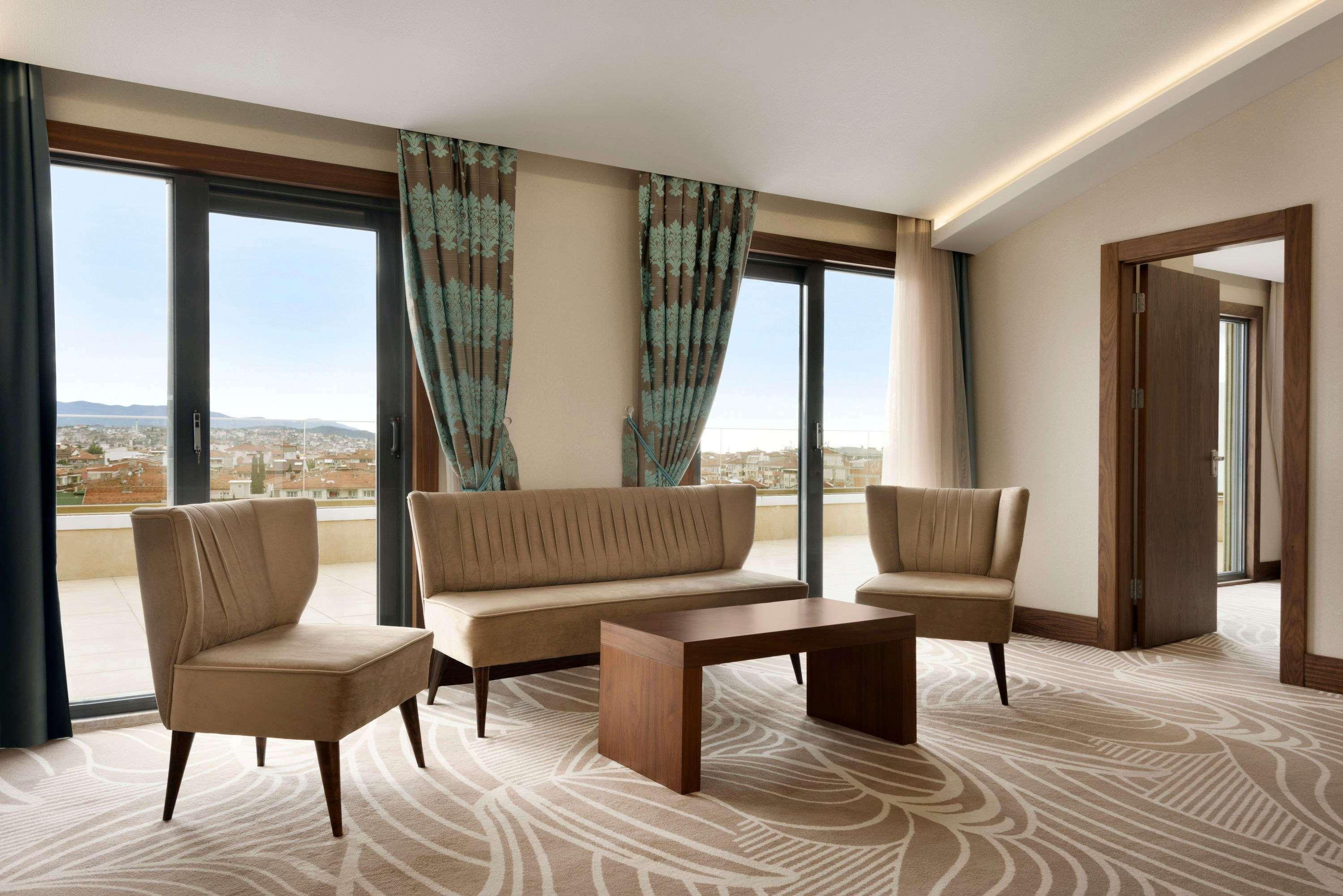 Hotel Ramada By Wyndham Yalova à Yalova  Extérieur photo