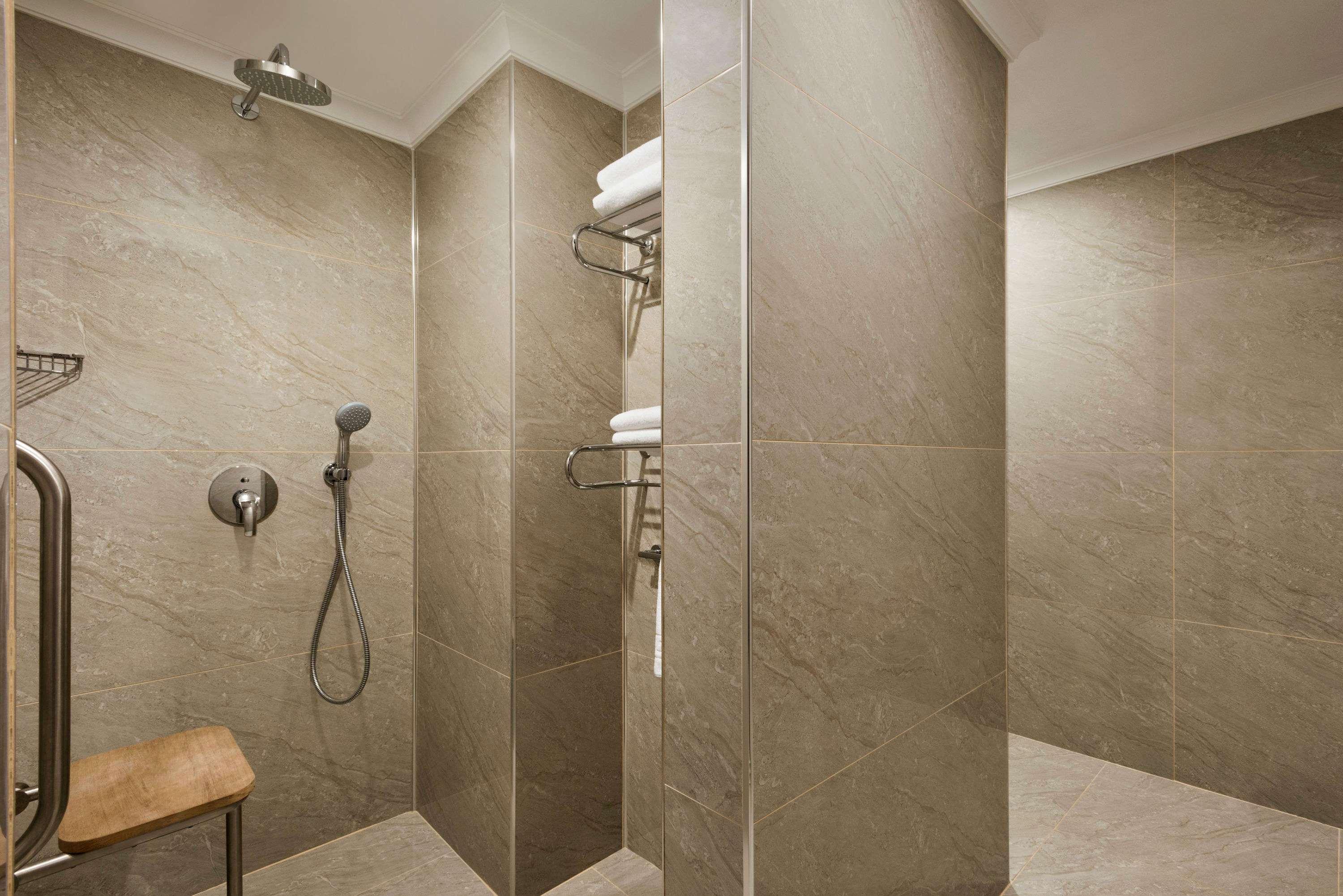 Hotel Ramada By Wyndham Yalova à Yalova  Extérieur photo